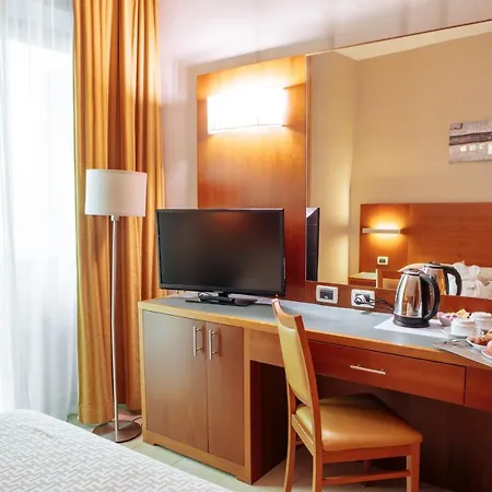 Amico Hotel