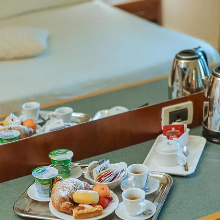 Amico Hotel