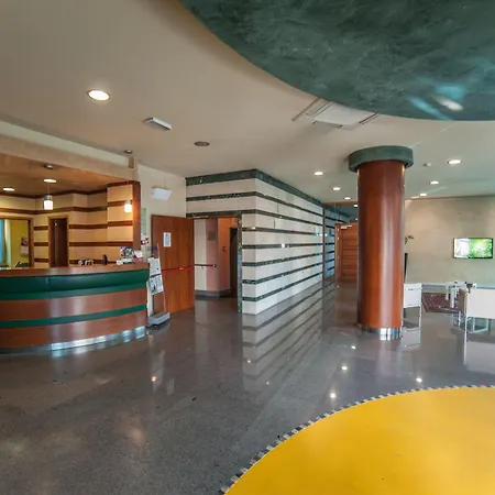 Amico Hotel 3*
