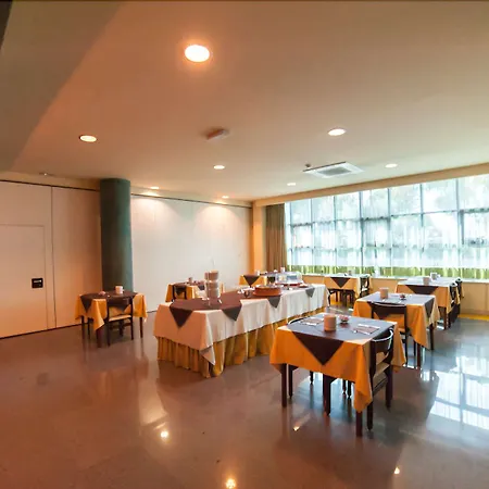 Hotel Amico 3*